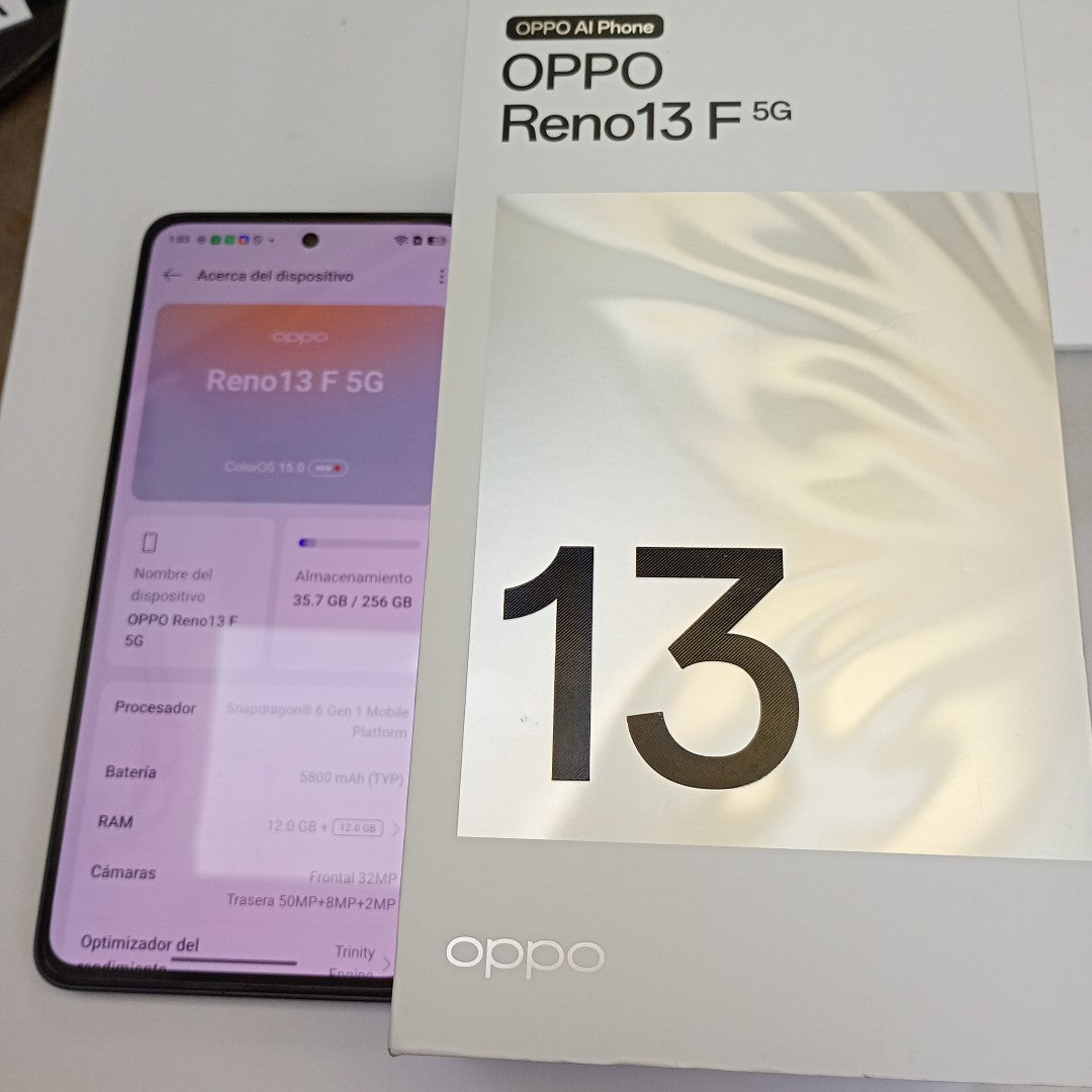 CELULAR OPPO  RENO 13F 5G CPH2699 (2025) 256 GB 12 GB RAM (SEMINUEVO)