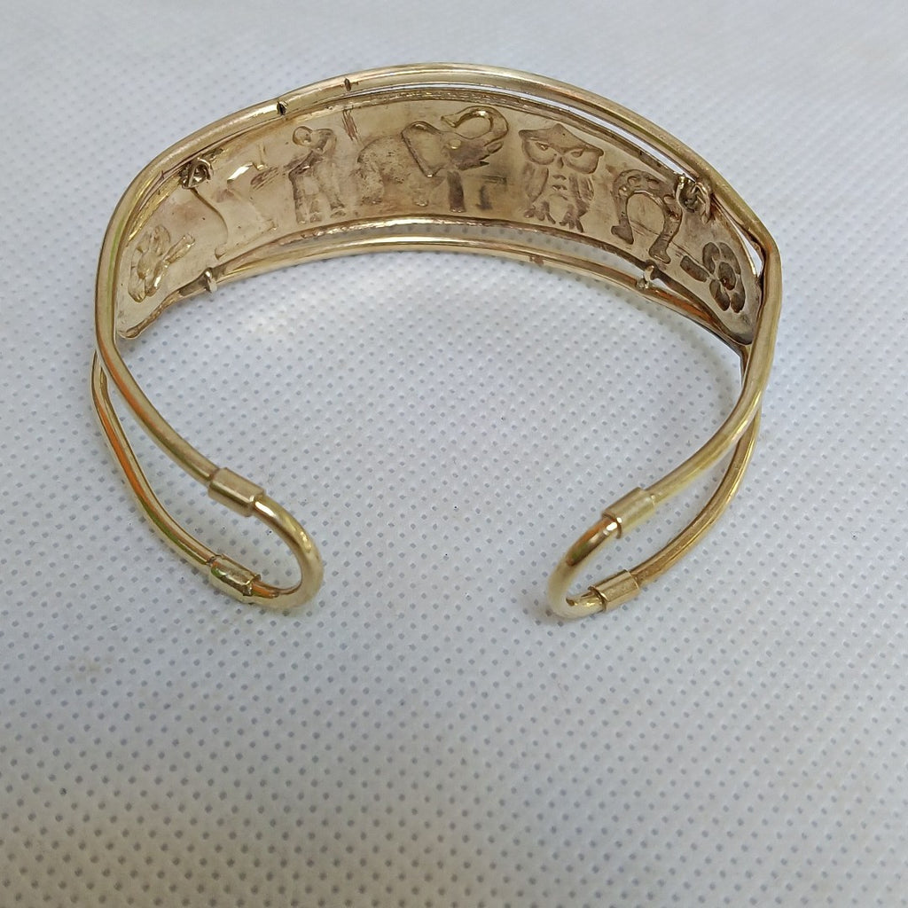 BRAZALETE. ORO. 10 K 9.9 GRMS (SEMINUEVO)