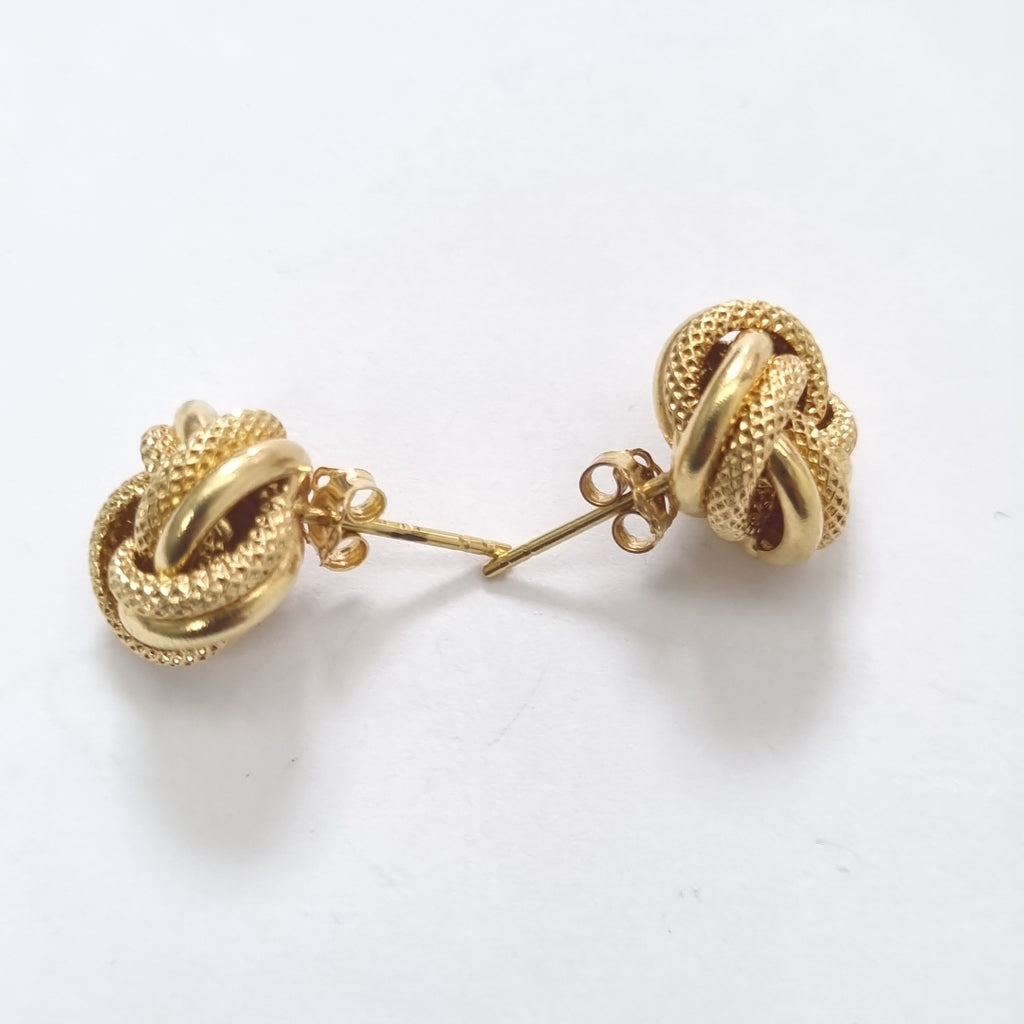 ARETES PAR. ORO. 14 K 2.2 GRMS (SEMINUEVO)