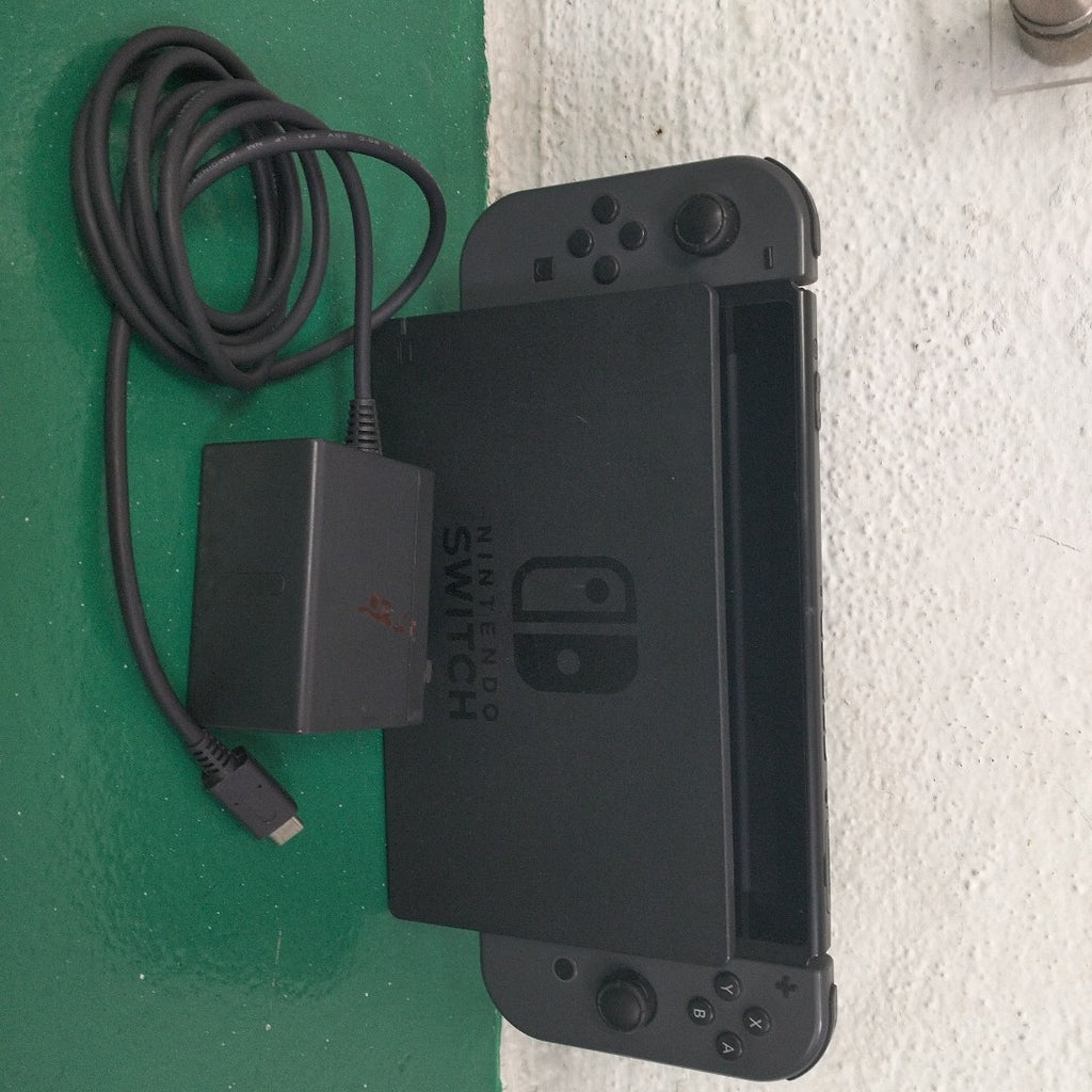 CONSOLA DE VIDEOJUEGO NINTENDO SWITCH 1.1 32 GB (SEMINUEVO)