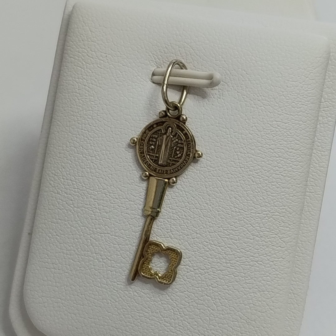 DIJE. ORO. 10 K 1.2 GRMS (SEMINUEVO)