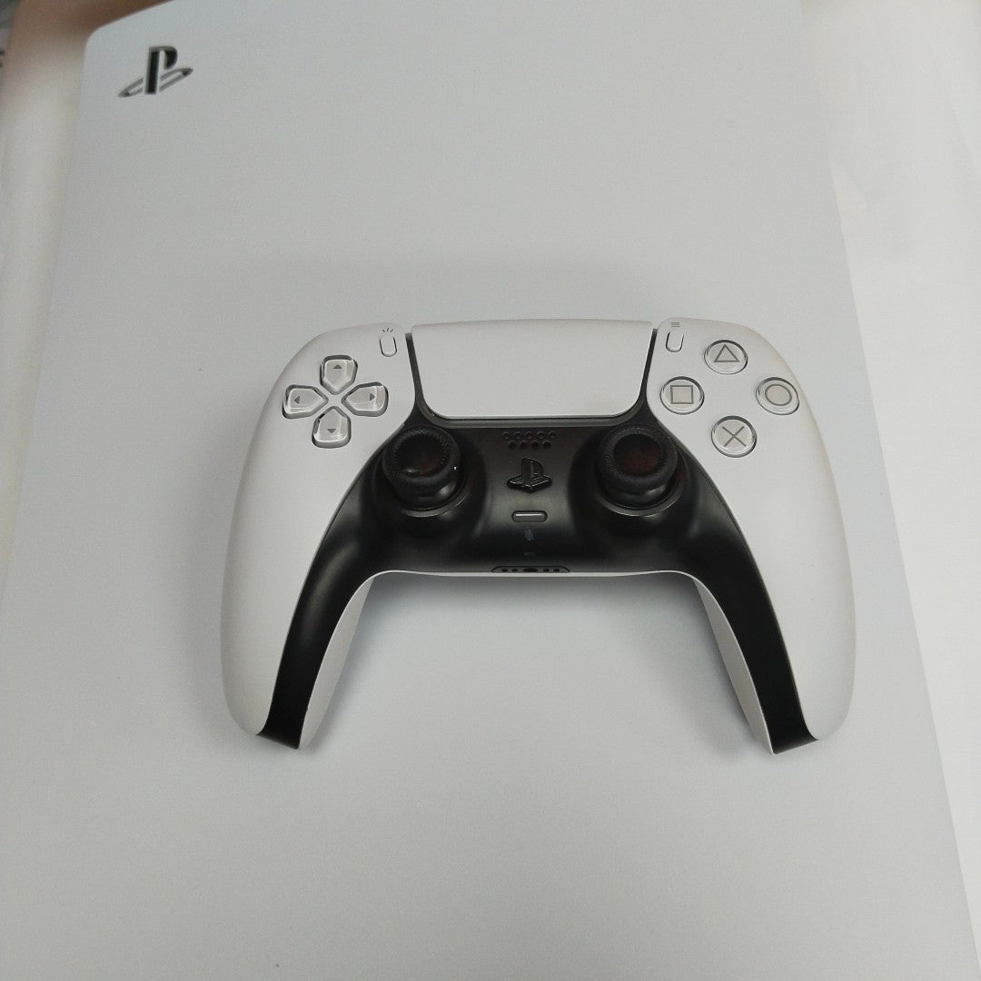 CONSOLA DE VIDEOJUEGO SONY PS5 825 SSD (SEMINUEVO)