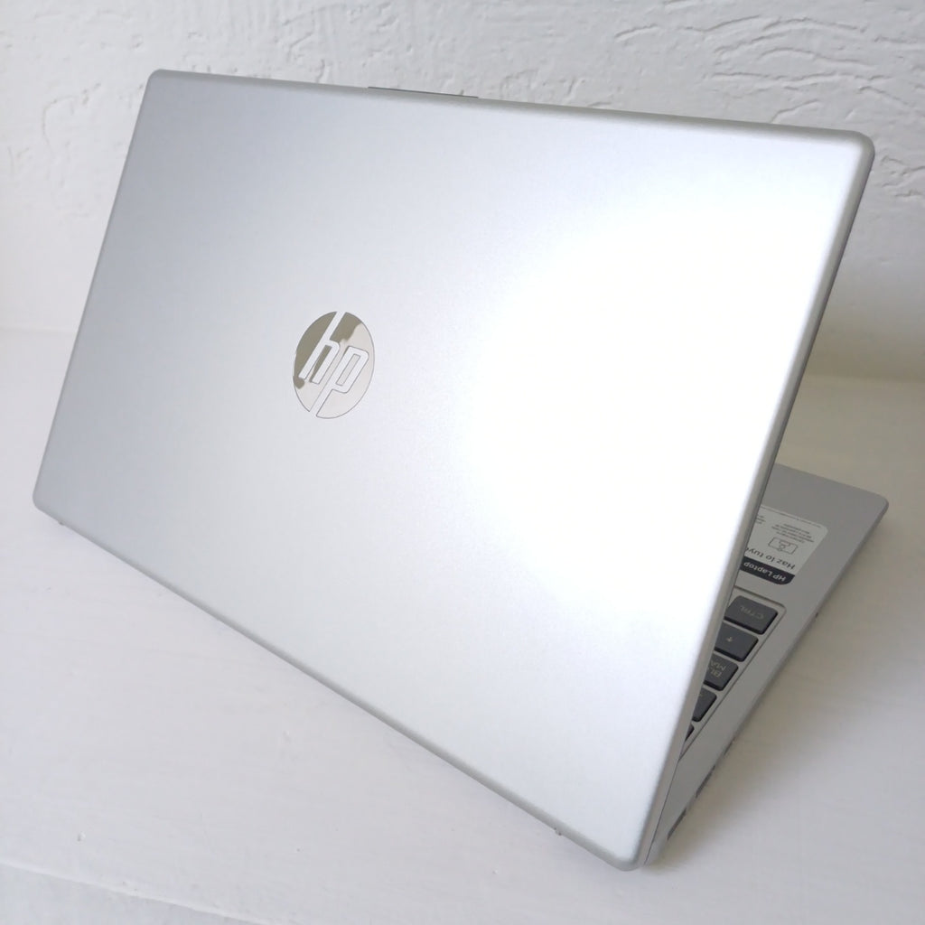 LAPTOP HP 15-FD0058LA (2024) 512 GB SSD 8 GB RAM (SEMINUEVO)