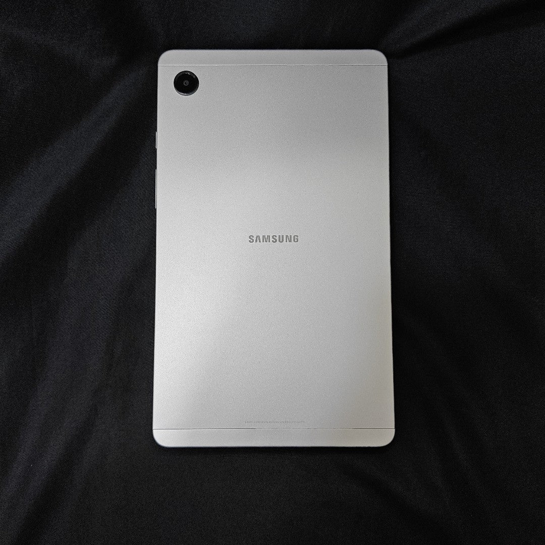 TABLETA SAMSUNG GALAXY TAB A9 SM-X110 (2023) 64 GB 4 GB RAM (SEMINUEVO)