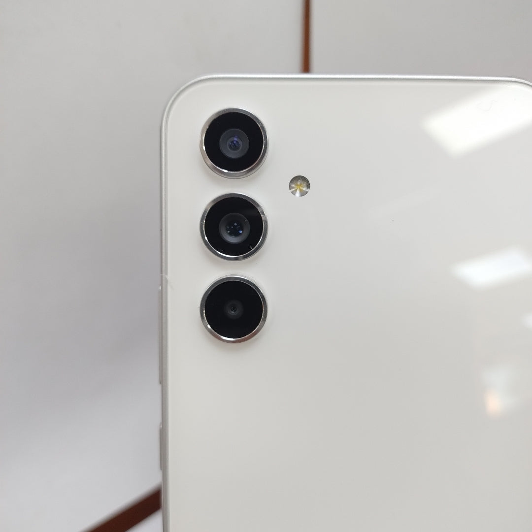 CELULAR SAMSUNG GALAXY A54 5G SM-A546E 128 GB 6 GB RAM (SEMINUEVO)