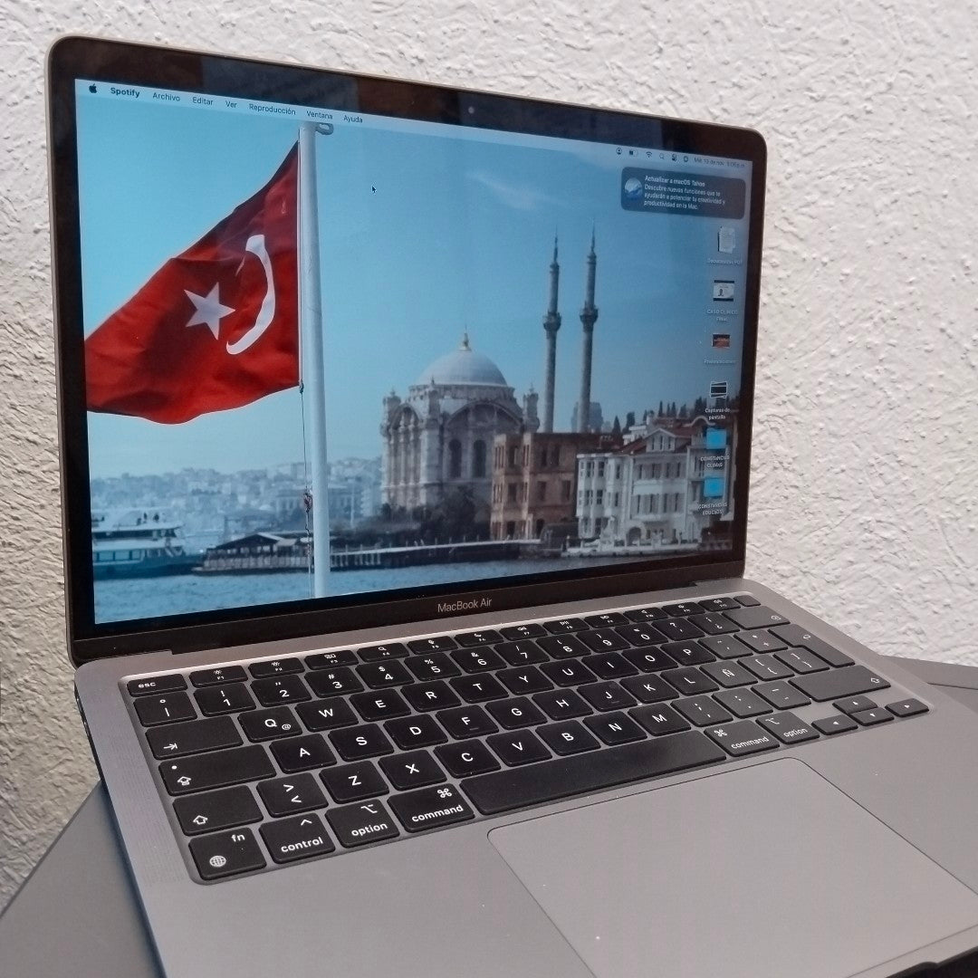 LAPTOP APPLE MACBOOK AIR 13" 2020 3.2 A2337 256 GB SSD 8 GB RAM (SEMINUEVO)