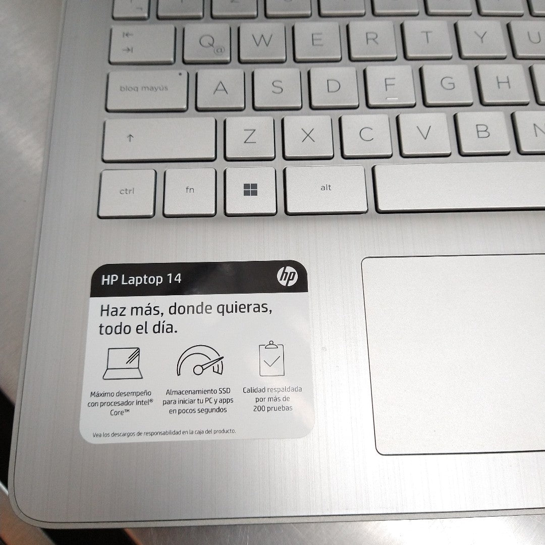 LAPTOP HP 14-DQ0527LA (2023) 256 GB SSD 8 GB RAM (SEMINUEVO)
