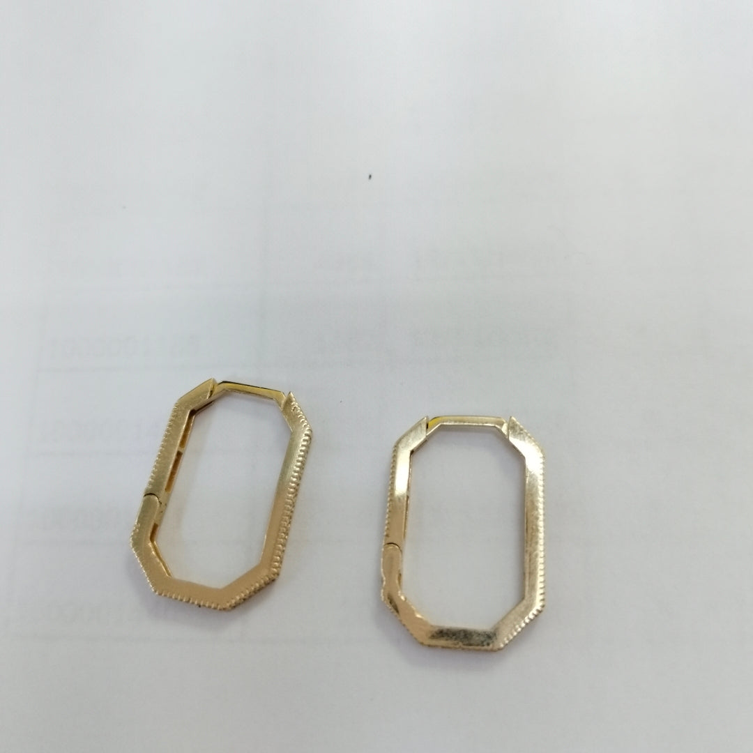 HUGGIES ORO 14K 2.6 (NUEVO)