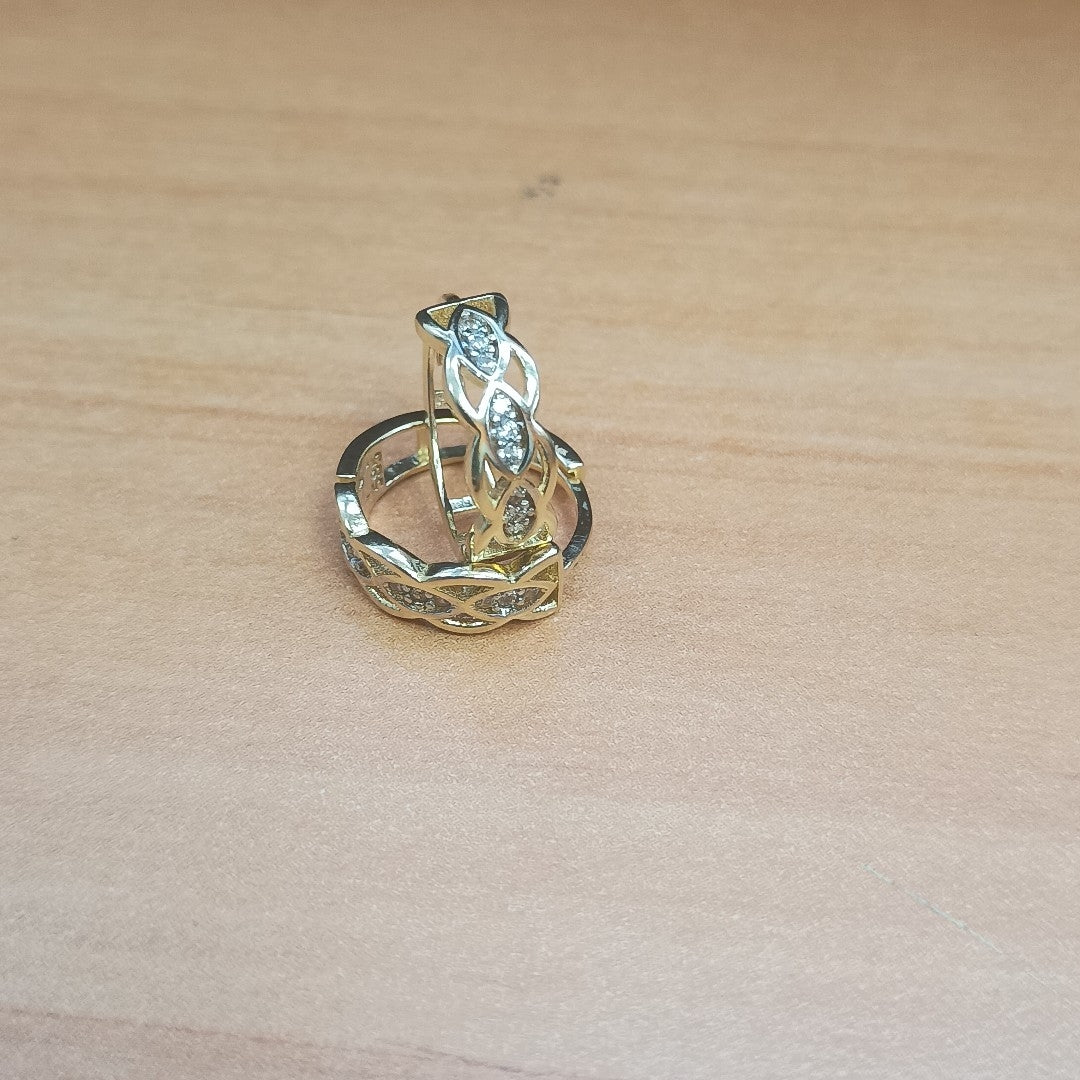 HUGGIES ORO 14K 2.2 (NUEVO)