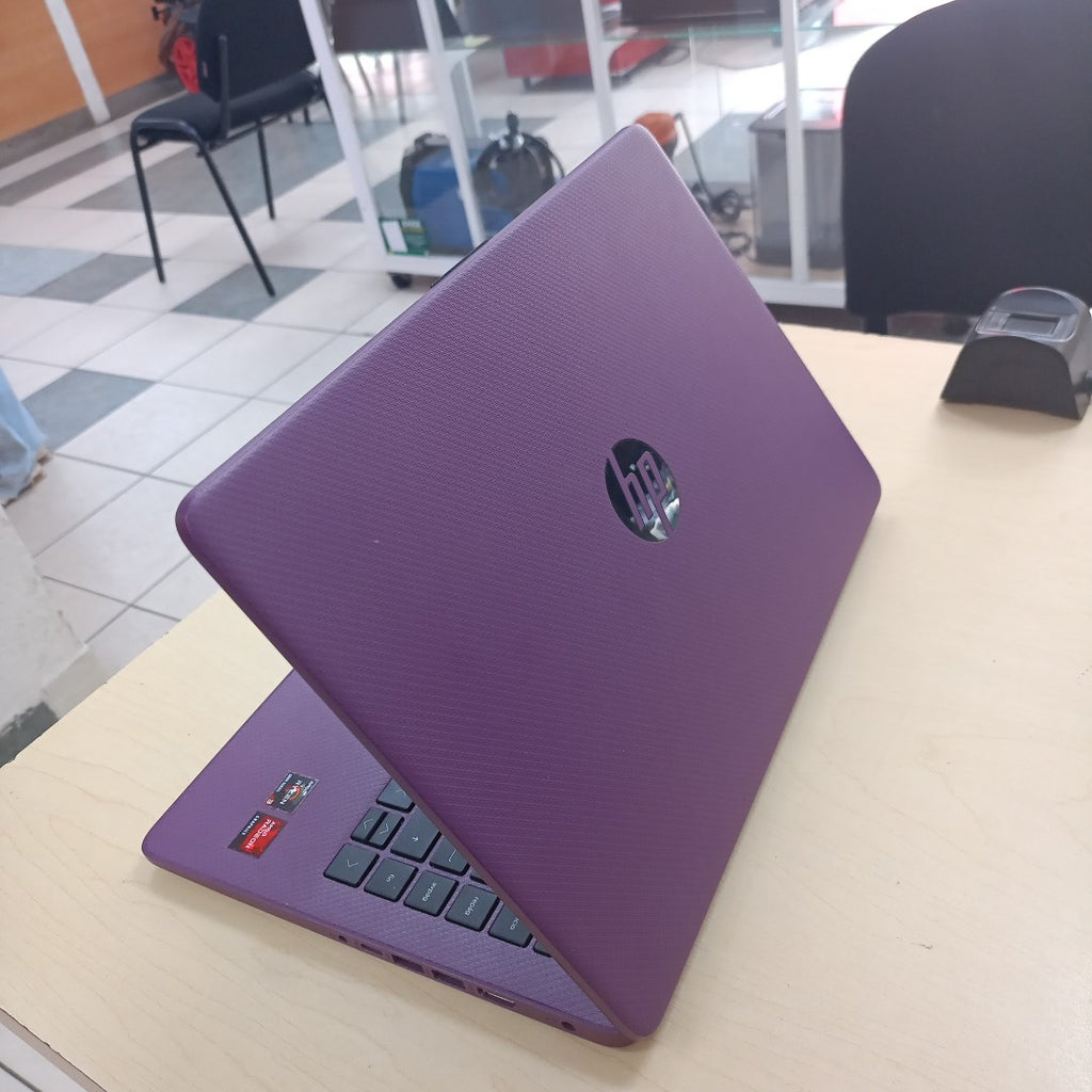 LAPTOP HP 14-FQ1005LA (2022) 256 GB SSD 8 GB RAM (SEMINUEVO)