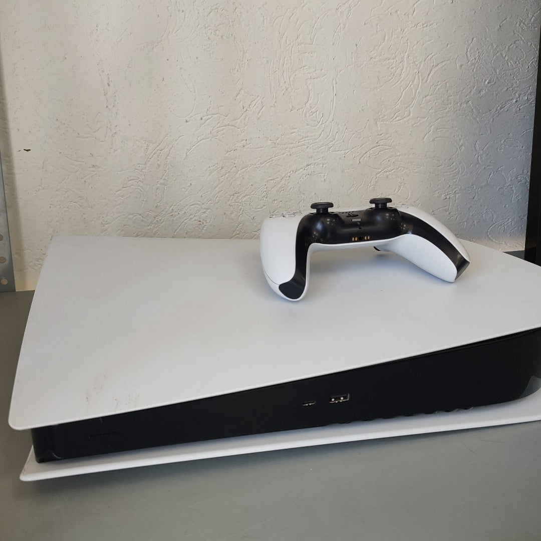 CONSOLA DE VIDEOJUEGO SONY PS5 DIGITAL 825 SSD (SEMINUEVO)