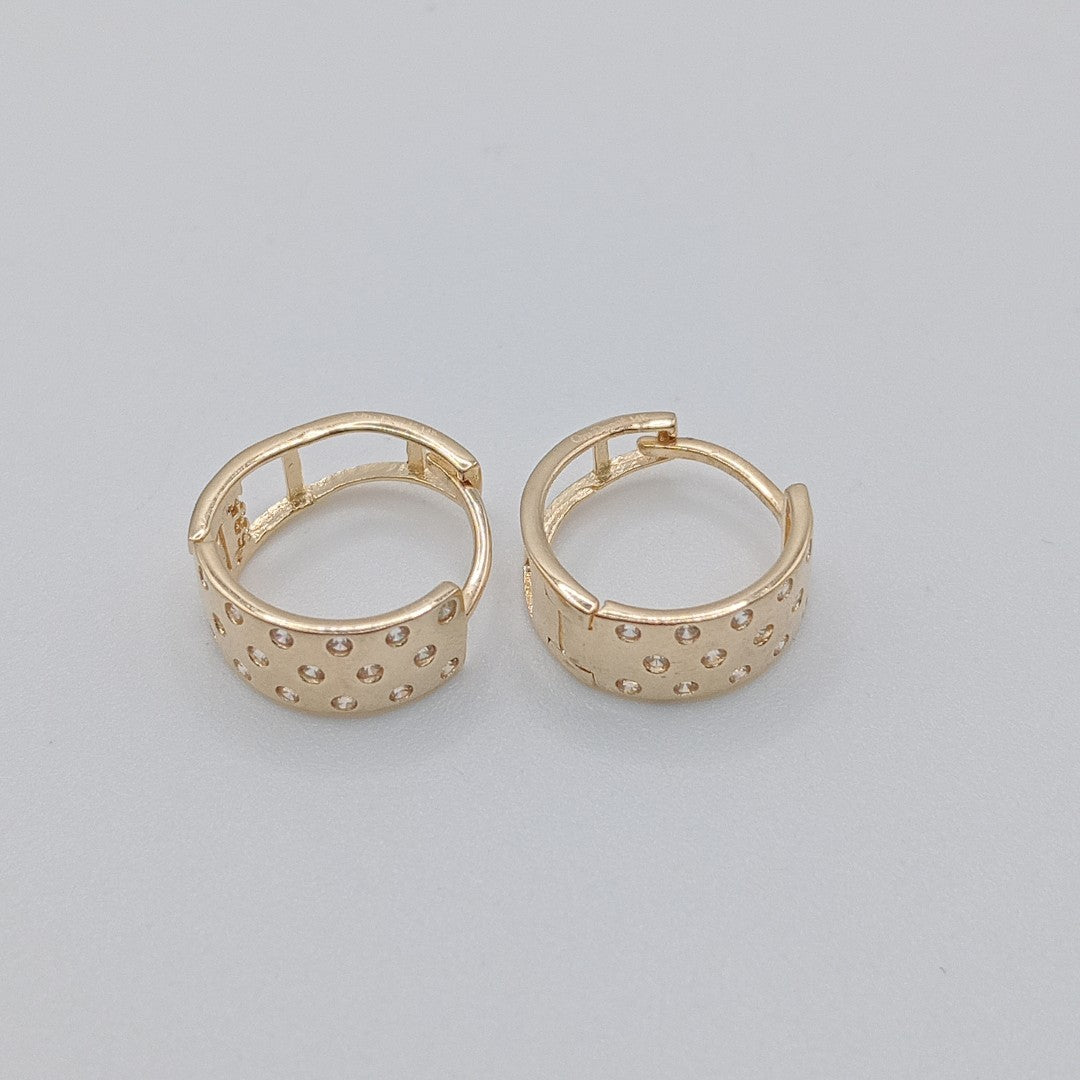 HUGGIES ORO 14K 2.5 (NUEVO)