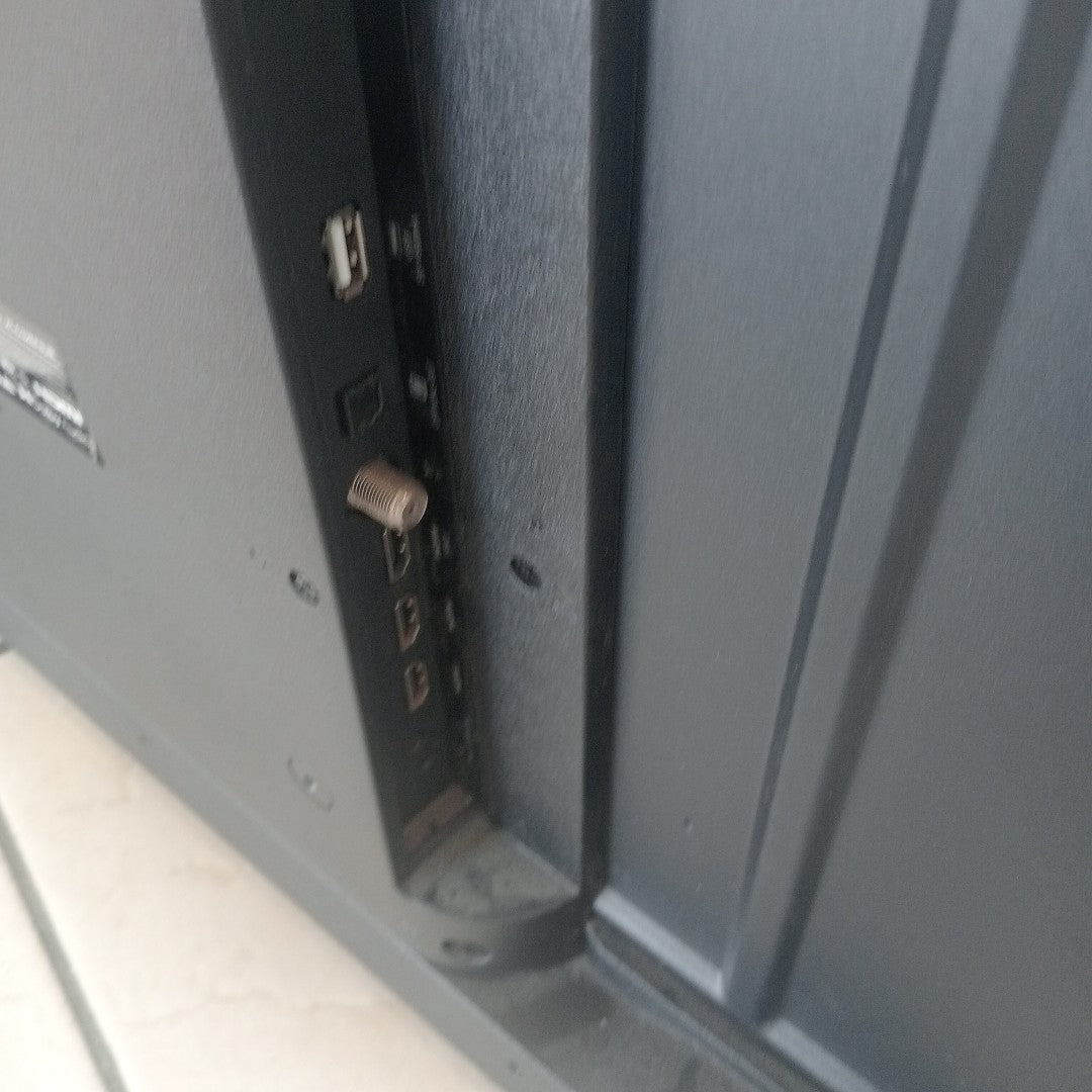 PANTALLA SHARP 2T-C32EF8UR (2023) 32" LED HD (SEMINUEVO)