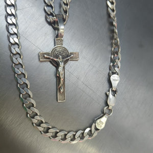 CADENA, CRUZ. PLATA. 29.3 GRMS (SEMINUEVO)