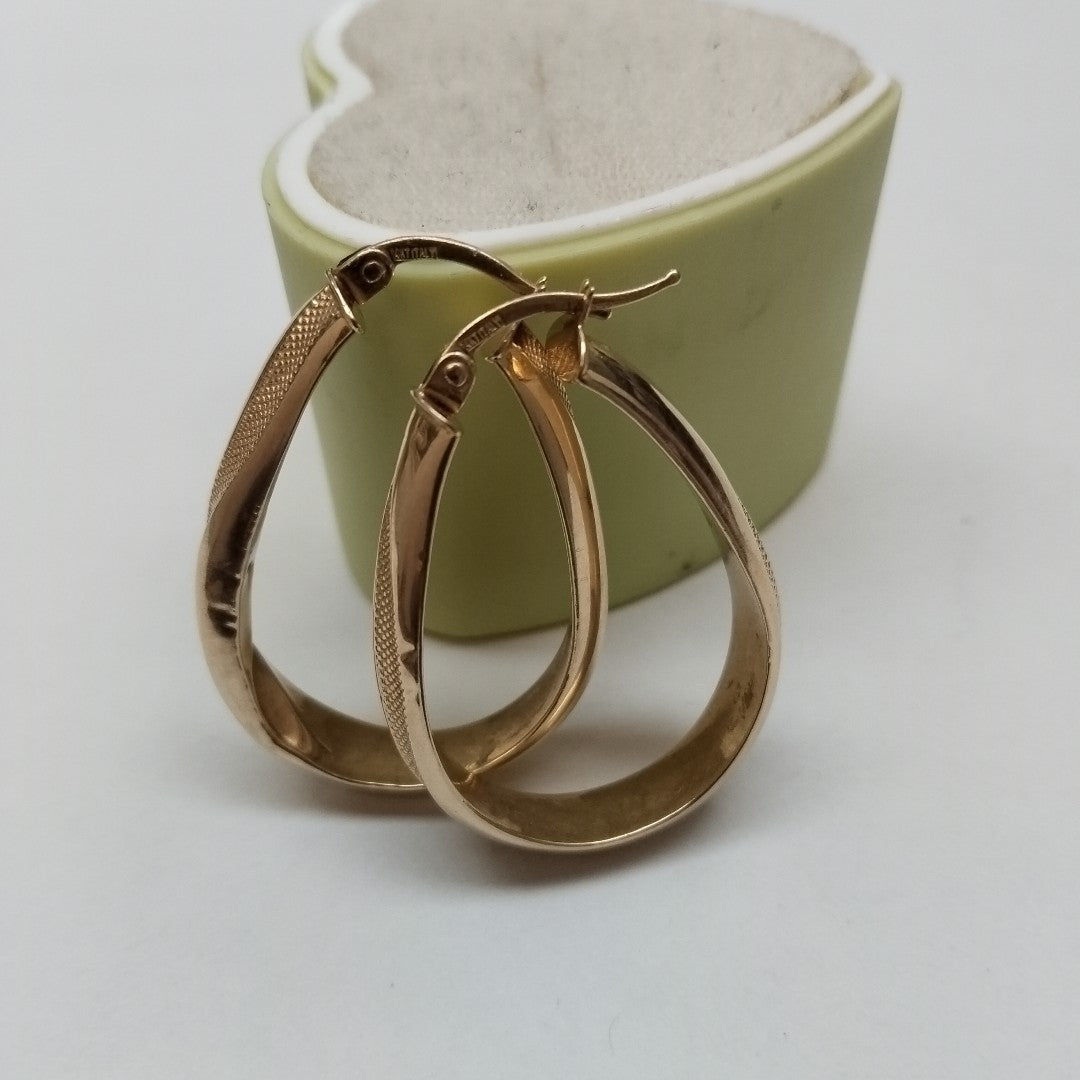 ARRACADAS PAR. ORO. 14 K 3.5 GRMS (SEMINUEVO)