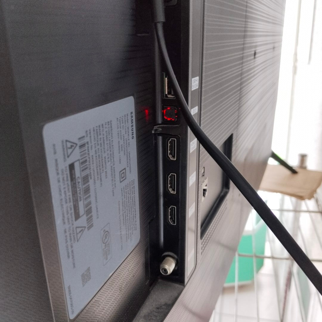 PANTALLA SAMSUNG UN43CU7000D (2023) 43" LED 4K (SEMINUEVO)