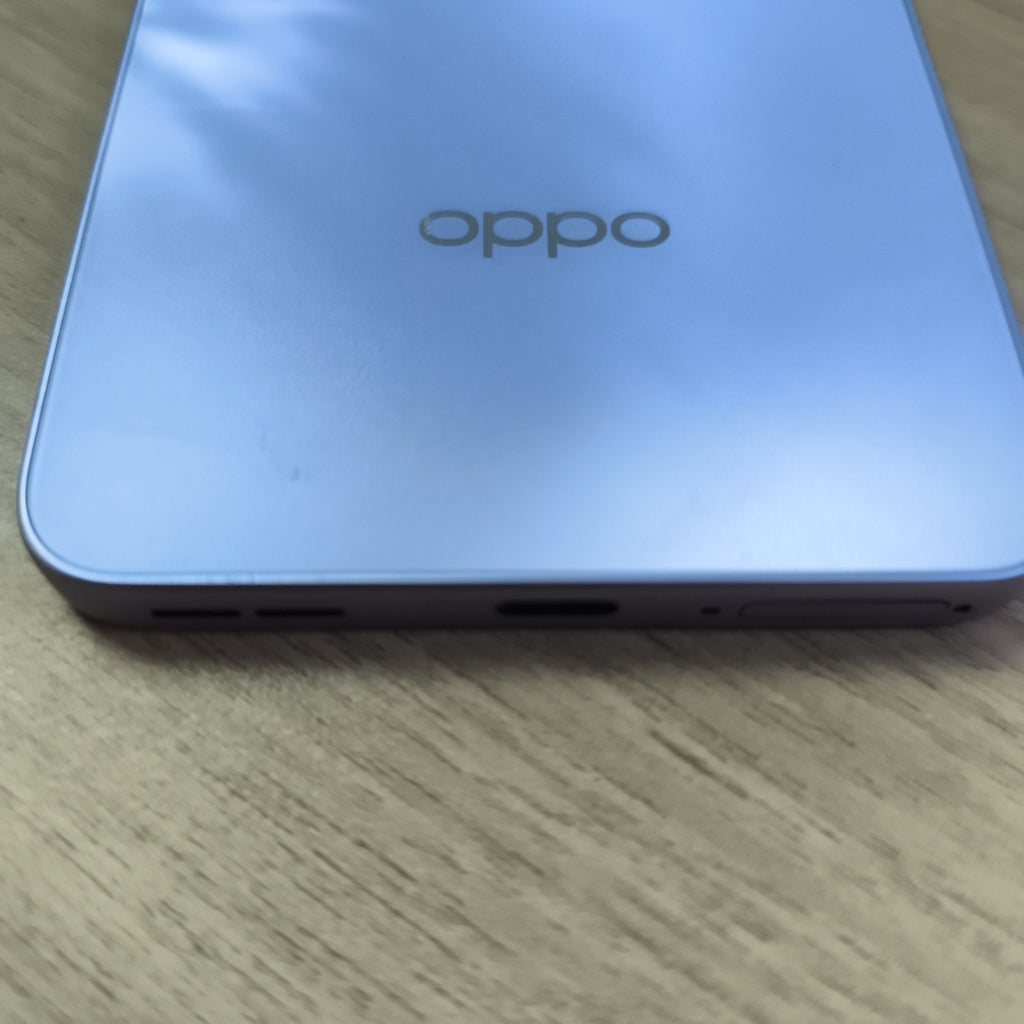 CELULAR OPPO  RENO 13F 5G CPH2699 (2025) 256 GB 12 GB RAM (SEMINUEVO)