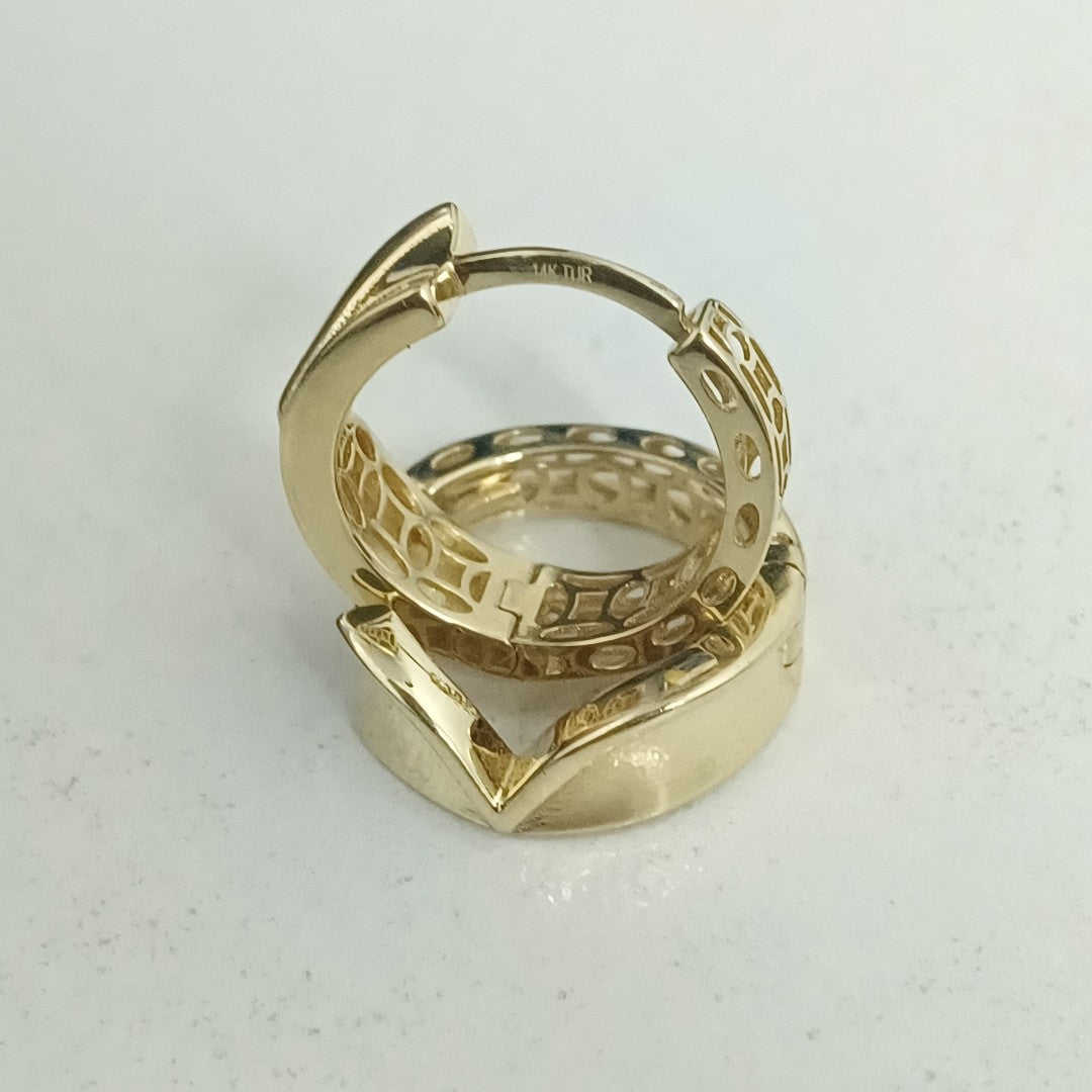 HUGGIES ORO 14K 2.7 (NUEVO)