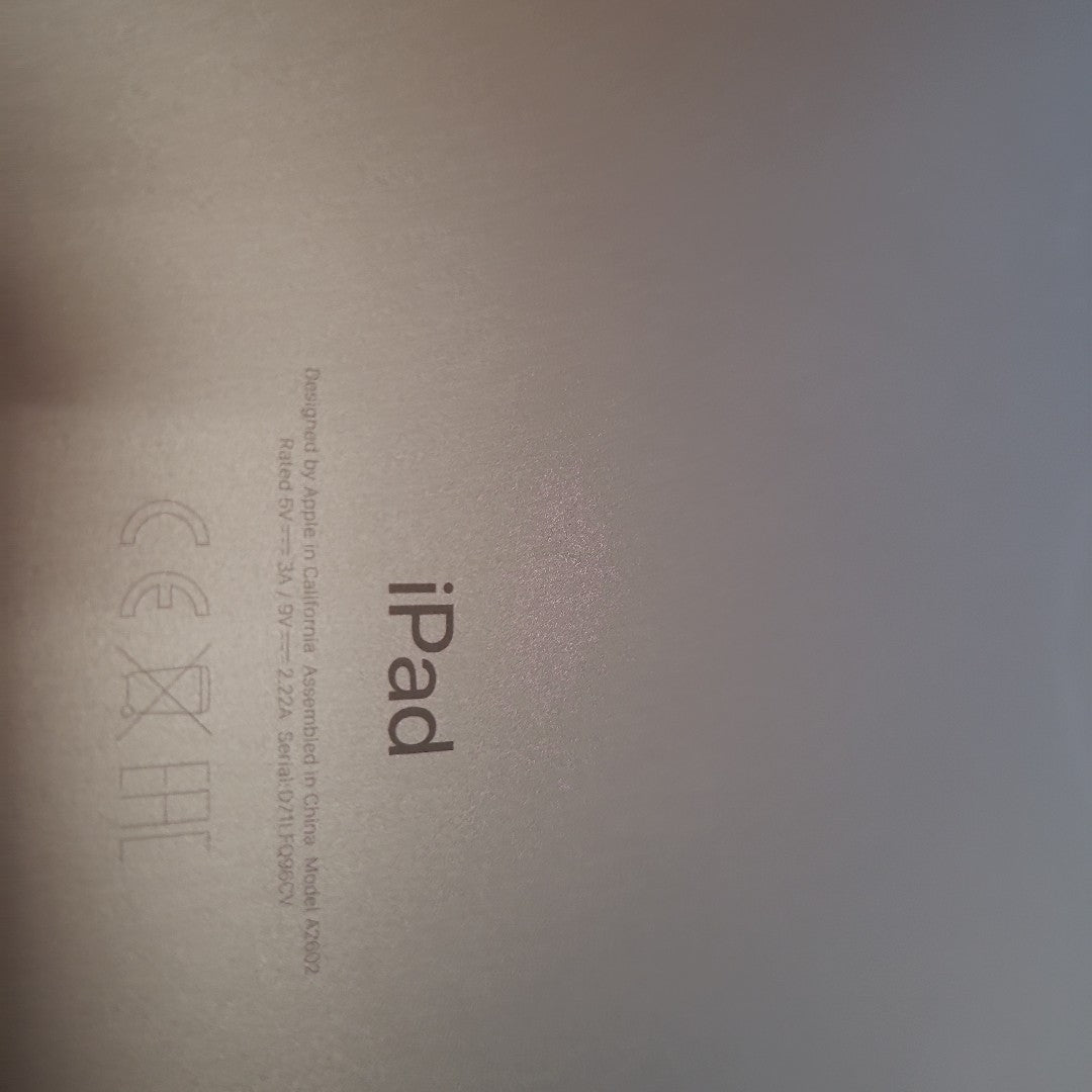 TABLETA APPLE IPAD 9 A2602 64 GB 3 GB RAM (SEMINUEVO)