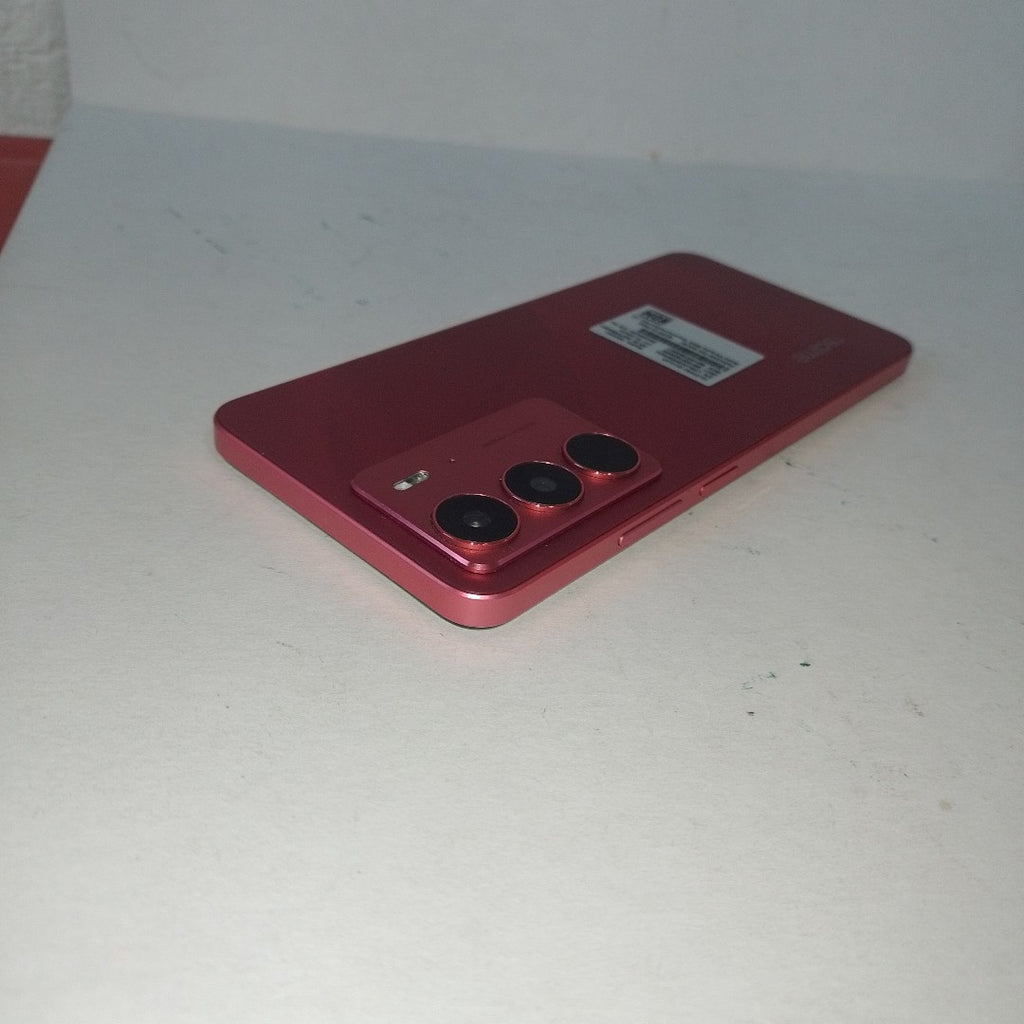 CELULAR REALME C75 RMX3941 (2025) 256 GB 8 GB RAM (SEMINUEVO)