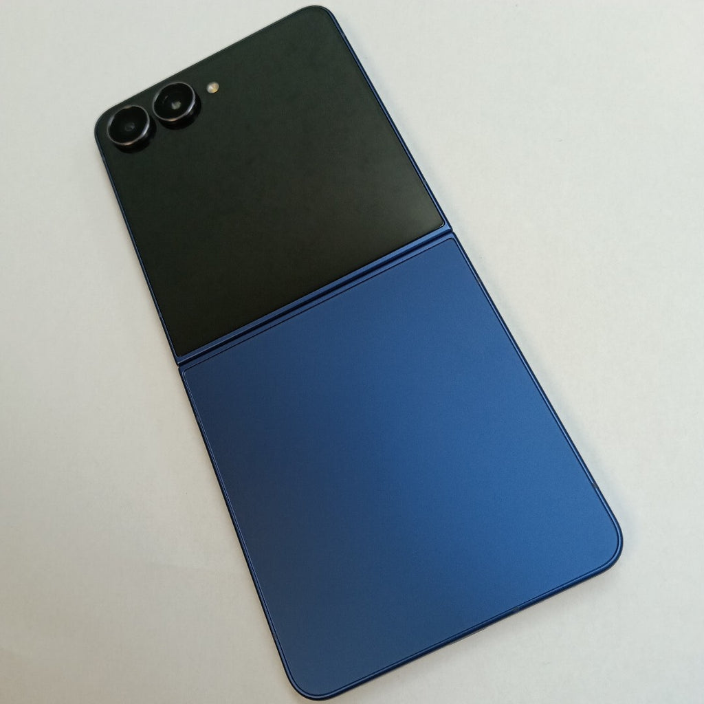 CELULAR SAMSUNG GALAXY Z FLIP 7 SM-F766B (2025) 512 GB 12 GB RAM (SEMINUEVO)