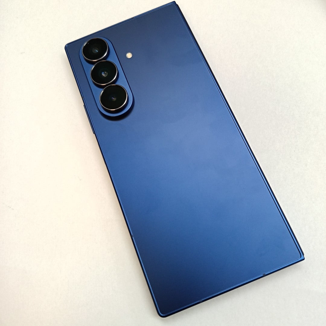 CELULAR SAMSUNG GALAXY Z FOLD7 SM-F966B (2025) 1 TB 16 GB RAM (SEMINUEVO)