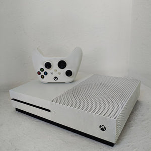 CONSOLA DE VIDEOJUEGO MICROSOFT XBOX ONE S 1 TB (SEMINUEVO)