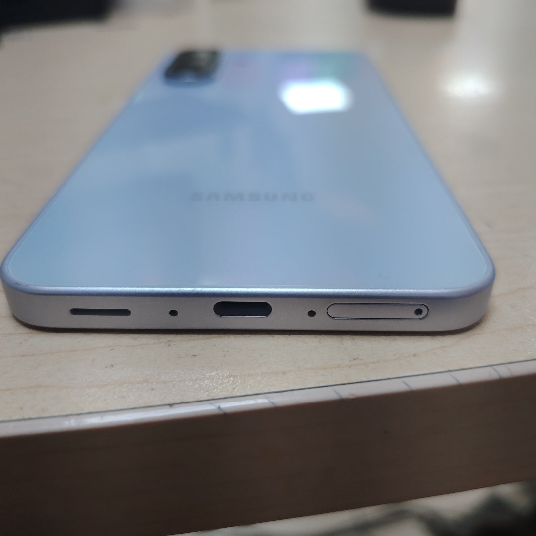 CELULAR SAMSUNG GALAXY A36 5G SM-A366E (2025) 128 GB 6 GB RAM (SEMINUEVO)