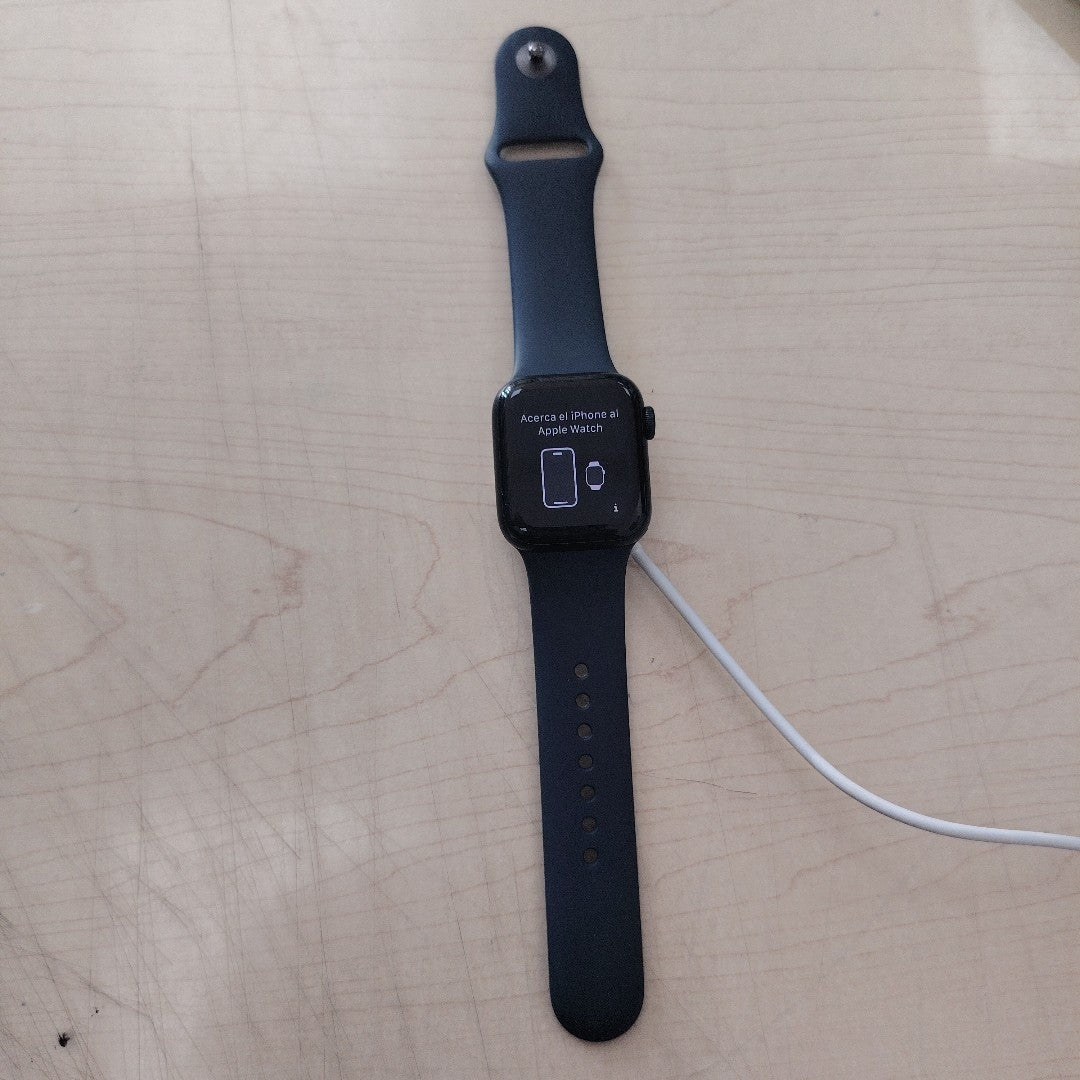 SMARTWATCH APPLE SE 2 ALUMINIO A2726 40 MM GPS + CELULAR (SEMINUEVO)