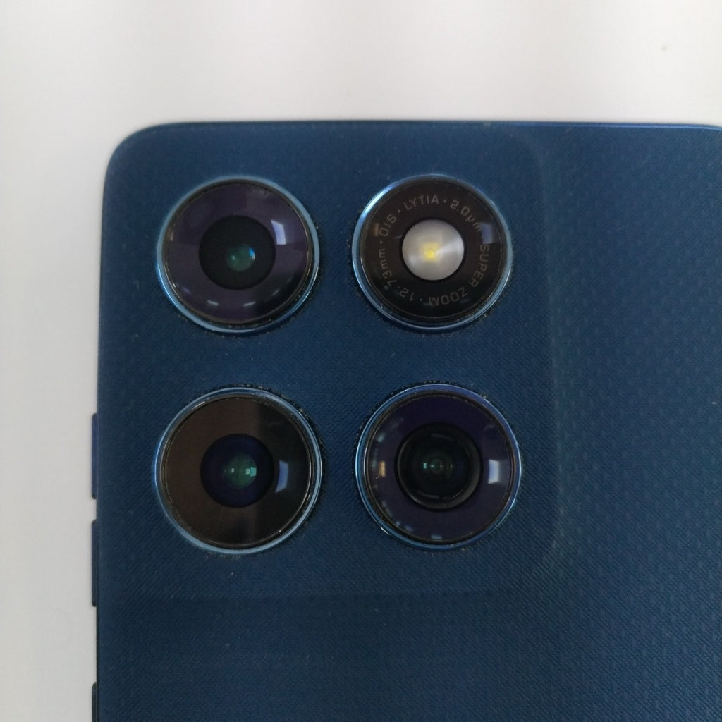 CELULAR MOTOROLA EDGE 60 XT2505-3 (2025) 512 GB 12 GB RAM (SEMINUEVO)