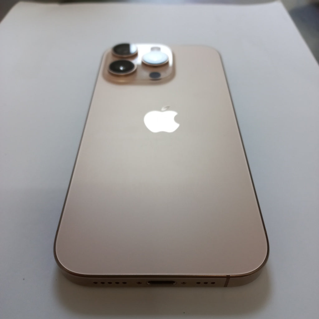 CELULAR APPLE IPHONE 16 PRO A3292 (2024) 128 GB 8 GB RAM (SEMINUEVO)