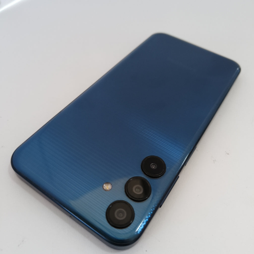 CELULAR SAMSUNG GALAXY M15 5G SM-M156B/DSN (2024) 128 GB 4 GB RAM (SEMINUEVO)