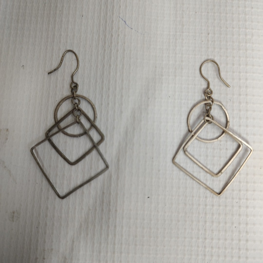 ARETES PAR. PLATA. 3.5 GRMS (SEMINUEVO)