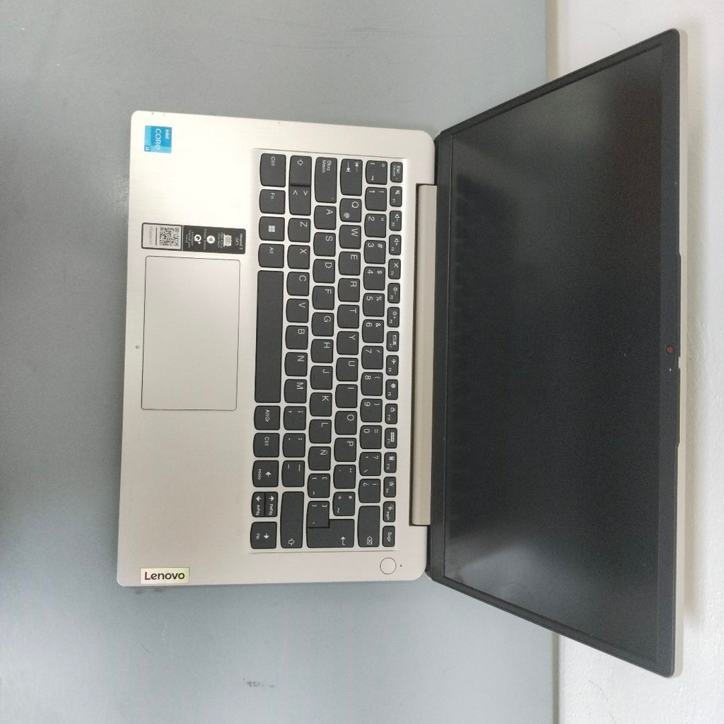 LAPTOP LENOVO IDEAPAD 3 14ITL6 (2023) 1 TB + 256 GB SSD 8 GB RAM (SEMINUEVO)