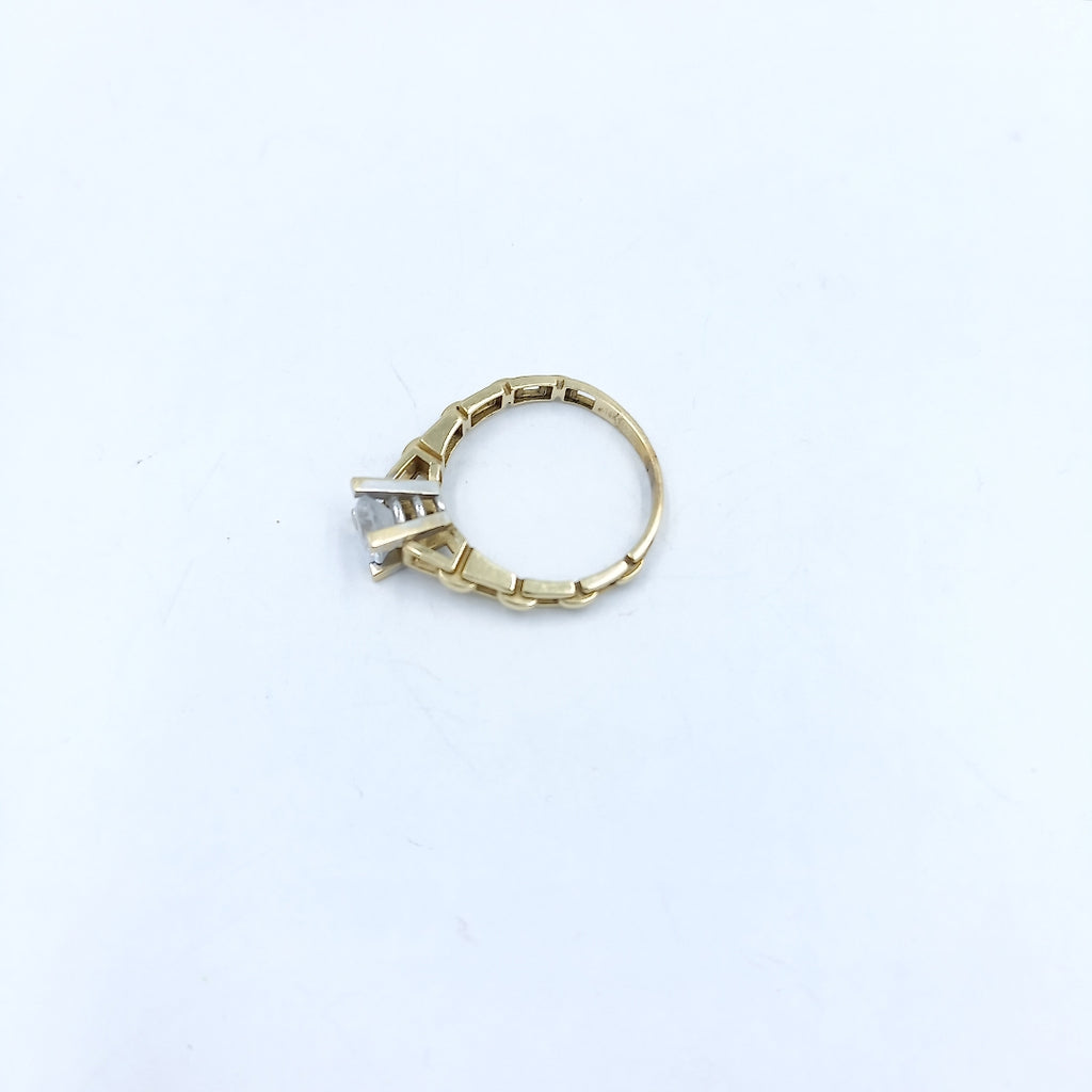 SOLITARIO. ORO. 14 K 3 GRMS (SEMINUEVO)