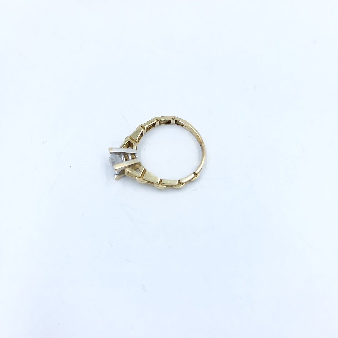 SOLITARIO. ORO. 14 K 3 GRMS (SEMINUEVO)