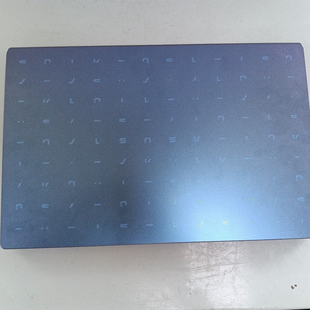 LAPTOP ASUS VIVOBOOK E510KA-BR760W (2024) 128 GB SSD 4 GB RAM (SEMINUEVO)