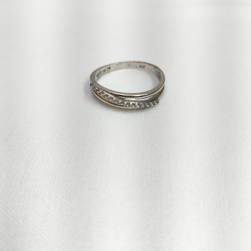 10431AND00080B3405 FRD16 ANILLO 3 HILOS CRUZADO CON CIRCONIAS O/B ORO 14K 2.5GRS (NUEVO)