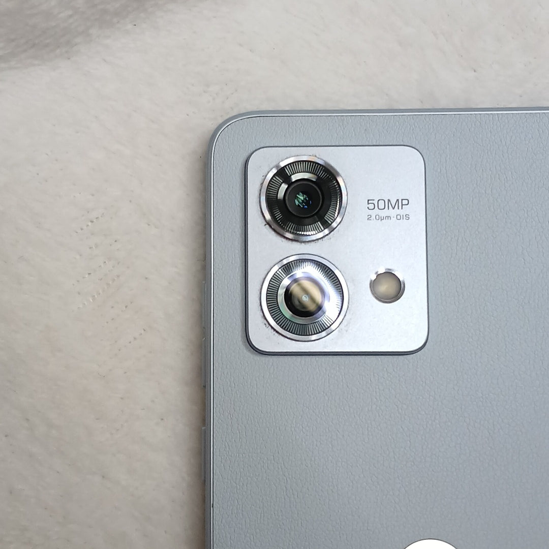 CELULAR MOTOROLA MOTO G84 XT2347-1 (2023) 256 GB 8 GB RAM (SEMINUEVO)