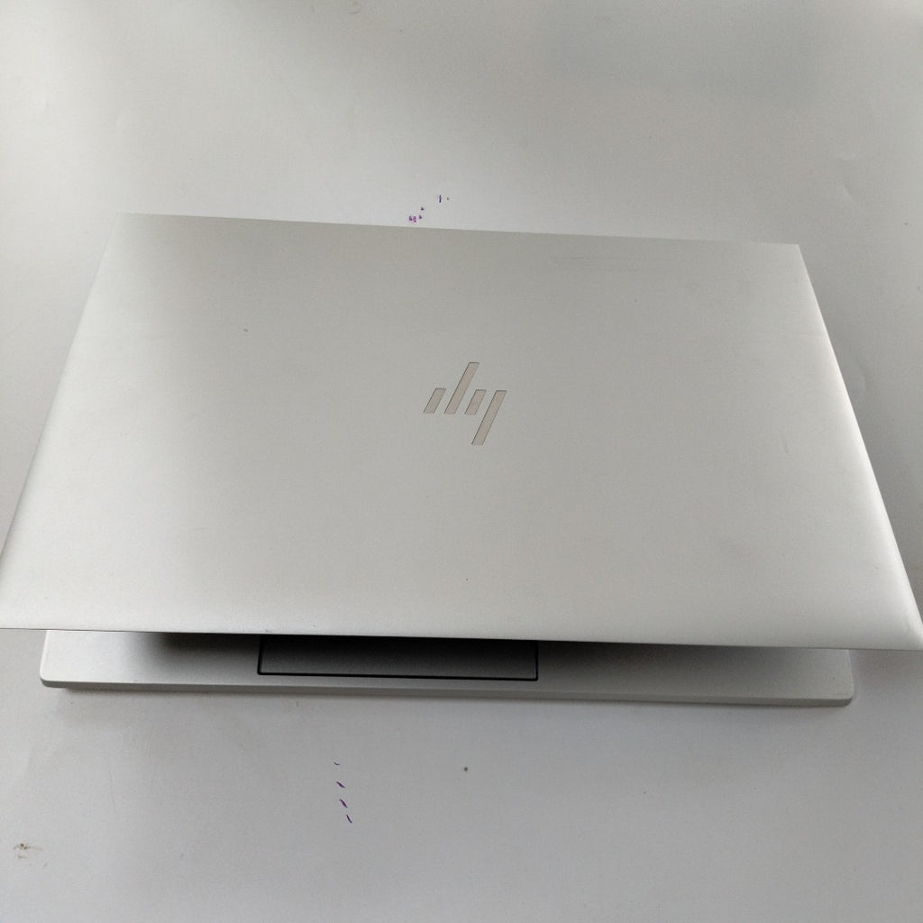LAPTOP HP ELITEBOOK 845 G8 (2022) 256 GB SSD 16 GB RAM (SEMINUEVO)