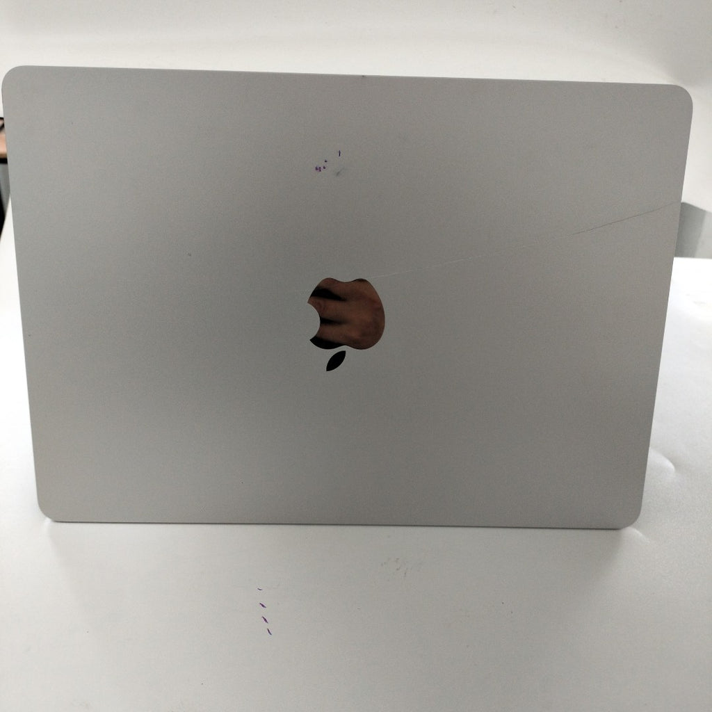 LAPTOP APPLE MACBOOK AIR 13" A3240 (2025) 512 GB SSD 24 GB RAM (SEMINUEVO)