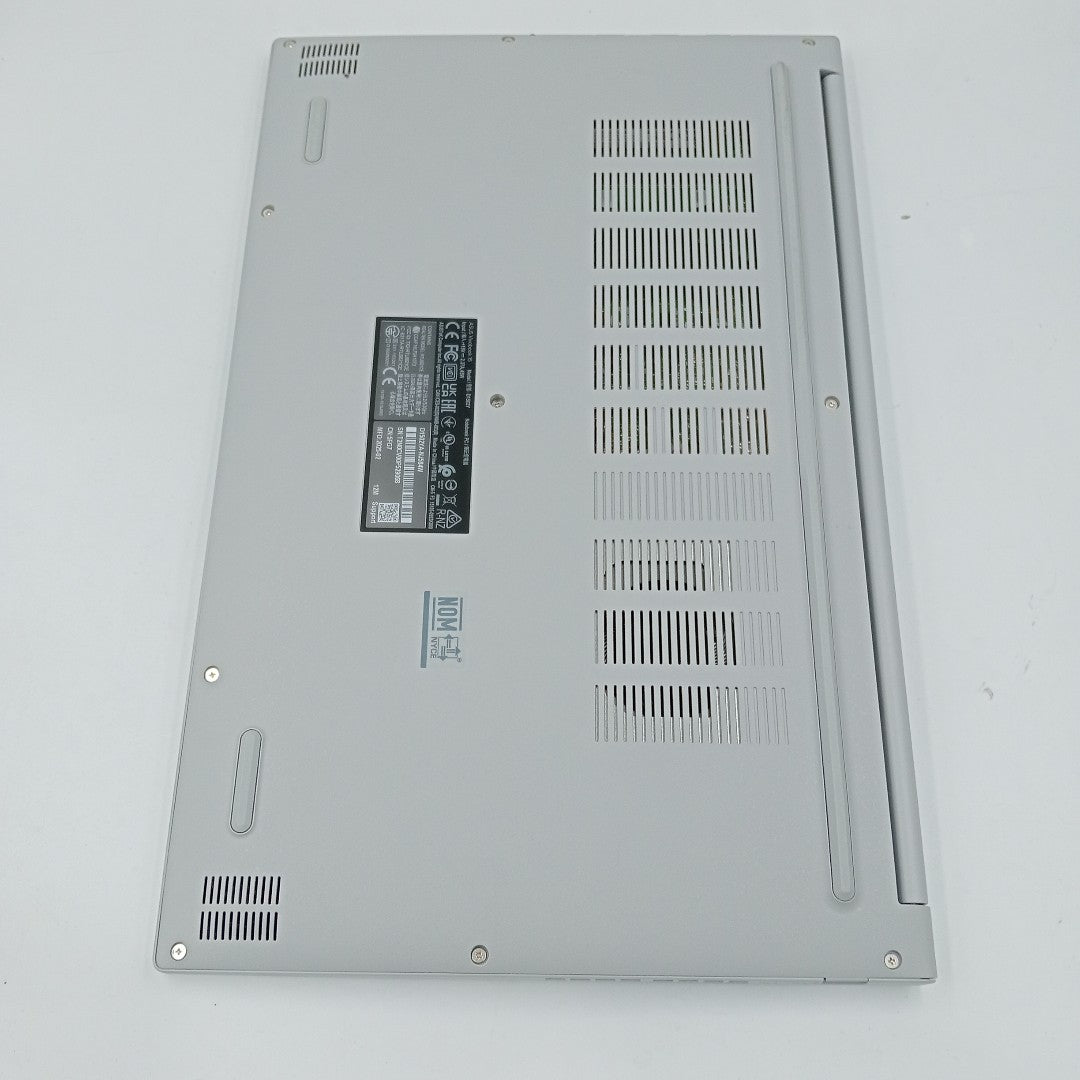 LAPTOP ASUS VIVOBOOK 15 D1502YA-NJ584W (2025) 512 GB SSD 16 GB RAM (SEMINUEVO)