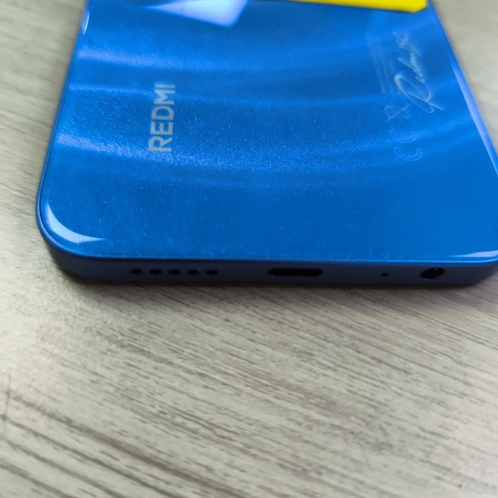 CELULAR XIAOMI REDMI 15C 25078RA3EL (2025) 256 GB 4 GB RAM (SEMINUEVO)