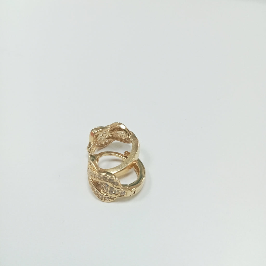 HUGGIES ORO 14K 2.6 (NUEVO)