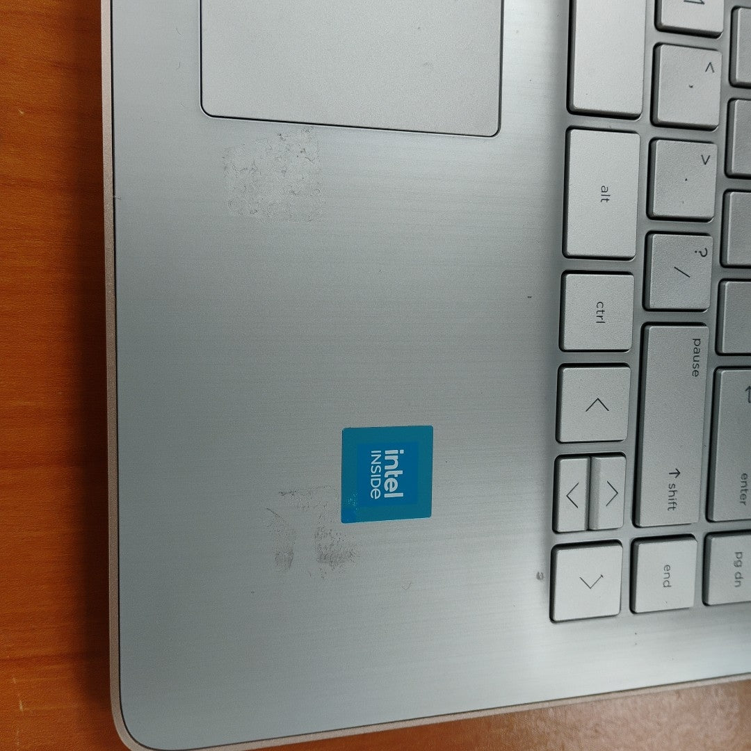 LAPTOP HP 14-DQ0762DX (2024) 128 GB SSD 4 GB RAM (SEMINUEVO)