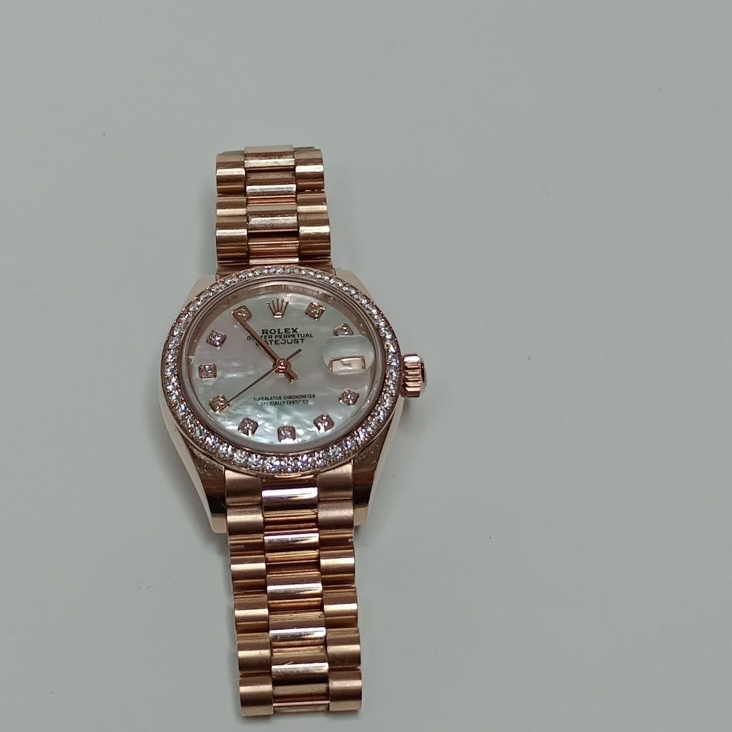 RELOJ CAJA Y PULSO ORO. ORO. 18 K 108.7 GRMS (SEMINUEVO)