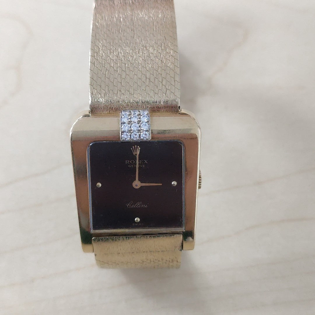 RELOJ CAJA Y PULSO ORO. ORO. 18 K 80.5 GRMS (SEMINUEVO)