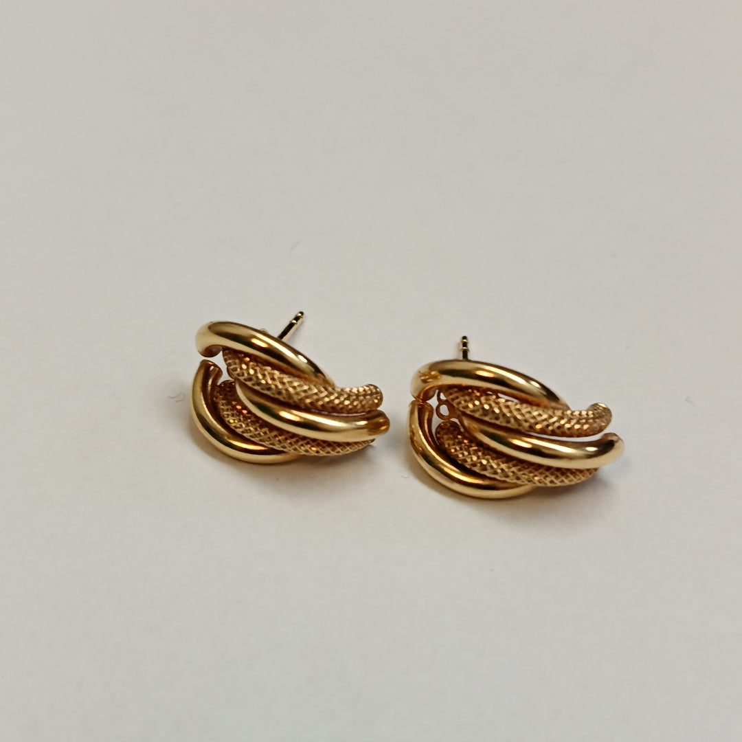 ARETES PAR. ORO. 14 K 1.8 GRMS (SEMINUEVO)