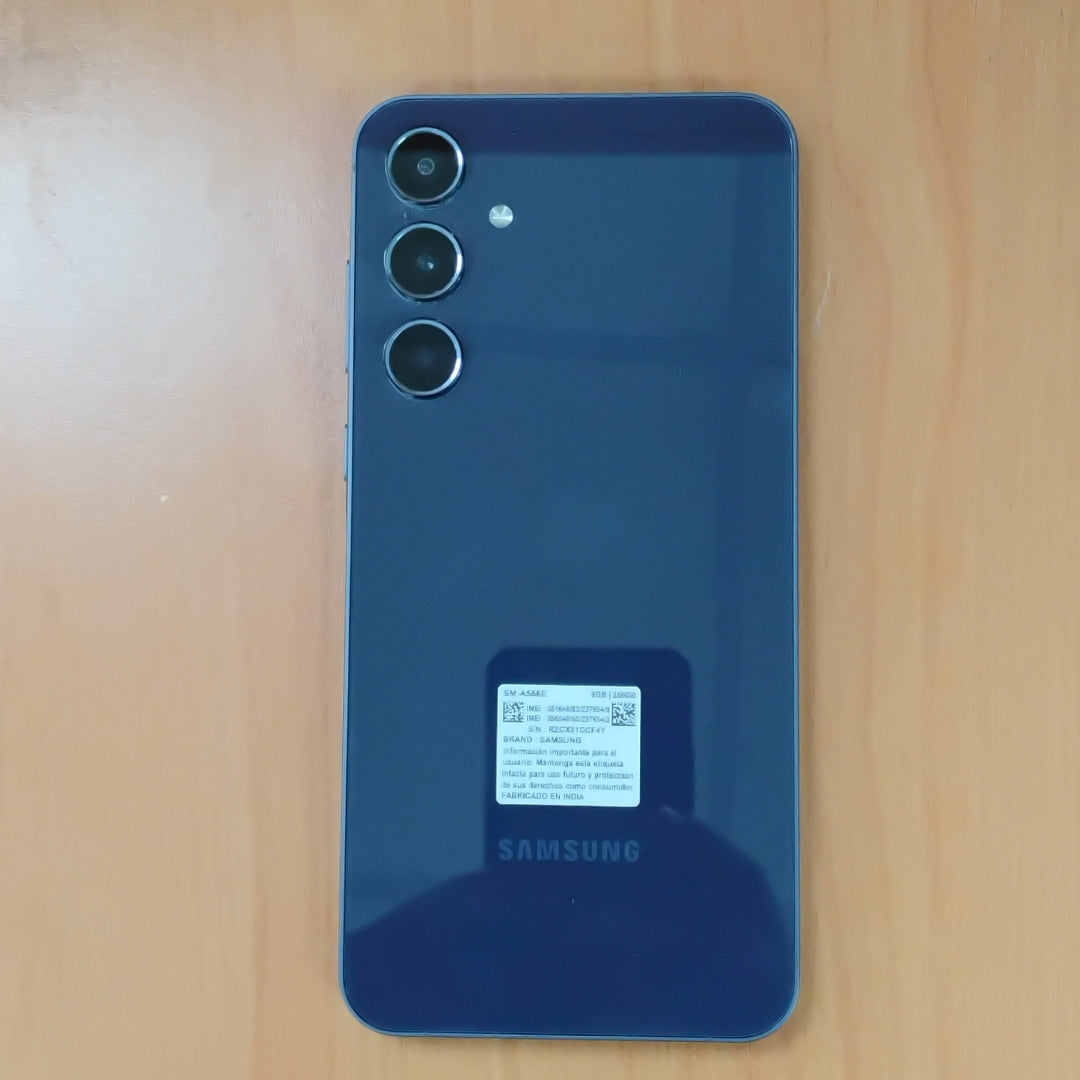 CELULAR SAMSUNG GALAXY A55 5G SM-A556E (2024) 256 GB 8 GB RAM (SEMINUEVO)