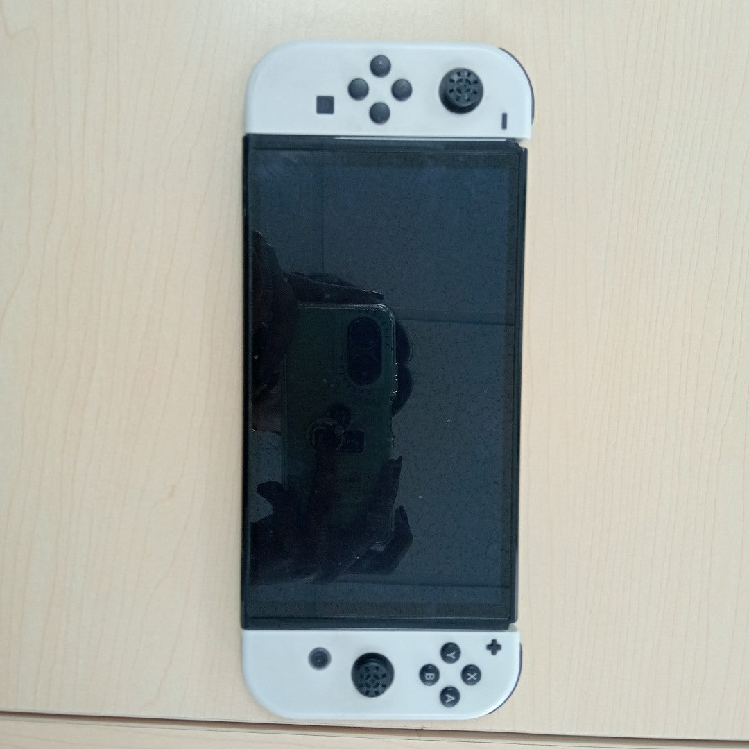 CONSOLA DE VIDEOJUEGO NINTENDO SWITCH 2 256 GB (SEMINUEVO)